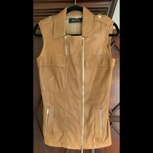 Gucci leather vest camel size 42